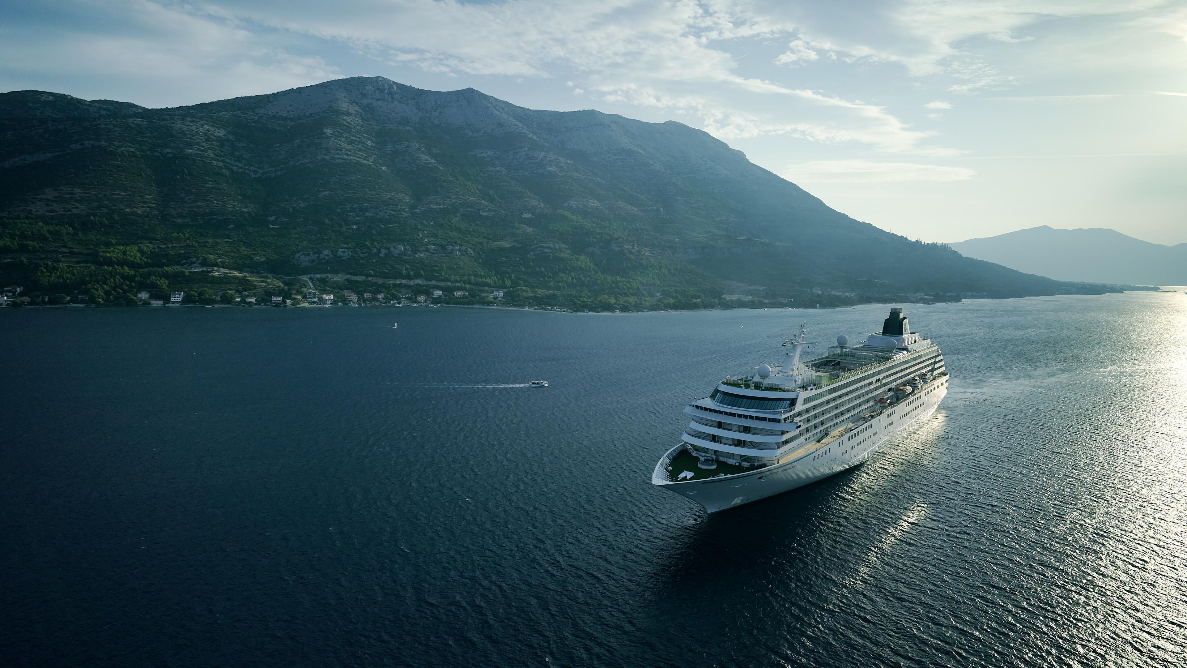 Crystal Cruises - background banner